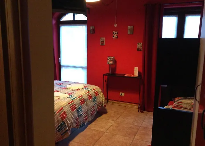 Passepartout לינה וארוחת בוקר סקופלו