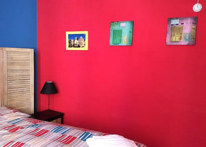 לינה וארוחת בוקר Passepartout 3*